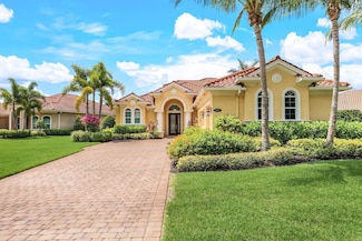 9337 Campanile Cir, Naples, FL 34114