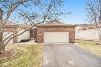 7117 E Springtree Ln SW, Grand Rapids, MI 49548