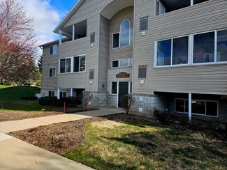 8470 Jasonville Ct SE, Caledonia, MI 49316