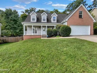 1817 Silver Cloud Ln, Knoxville, TN 37909