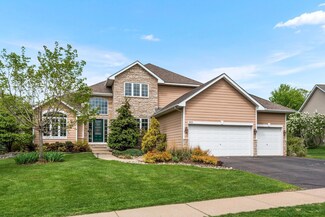 9015 Whispering Oaks Trail, Shakopee, MN 55379
