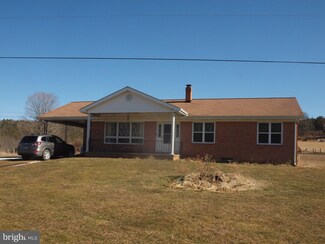 112 Smoke Dr, Eastern, WV 26802