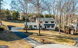 10 Edgewood Dr, Downingtown, PA 19335