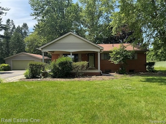 17535 Ridge Rd, Northville, MI 48168