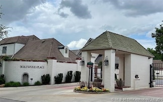 4823 S Zunis, Tulsa, OK 74105