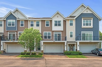 11917 Emery Village Dr N, Champlin, MN 55316