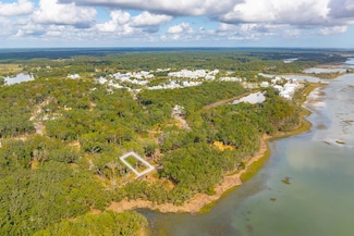 8237 Jack Island Dr, Johns Island, SC 29455