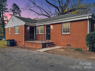 1908 Dickens Ave, Charlotte, NC 28208
