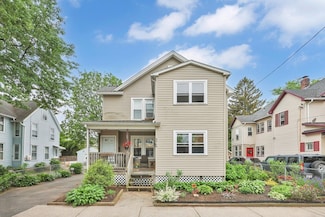 52-54 Cherrelyn St, Springfield, MA 01104