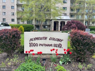 1000 Putnam Blvd Unit 402, Wallingford, PA 19086