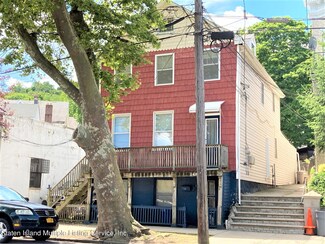 140 Targee St, Staten Island, NY 10304