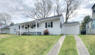 216 W Wyoming Ave, Absecon, NJ 08201