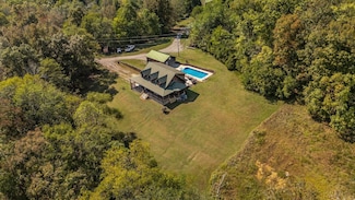 1654 B U S 231, Bethpage, TN 37022