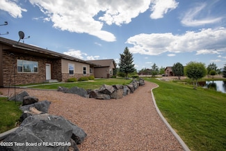 317 Cedar Springs Dr, Thayne, WY 83127