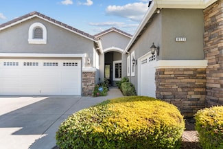 6771 W Oswego Ave, Fresno, CA 93723
