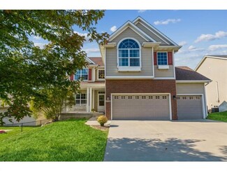 6820 Henry James Ct, Johnston, IA 50131