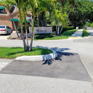 1668 Cypress Pointe Dr Unit 4A, Coral Springs, FL 33071