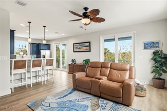 261 Donora Blvd, Fort Myers Beach, FL 33931