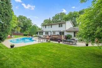 4695 Forestview Ln N, Plymouth, MN 55442