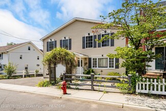 10 Kearney St, Keyport, NJ 07735