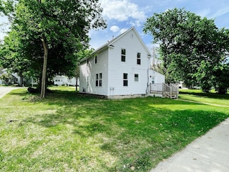 415 Francis St, Faribault, MN 55021