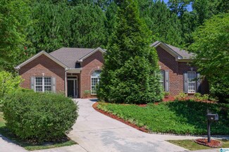 200 Cove Ln, Pelham, AL 35124