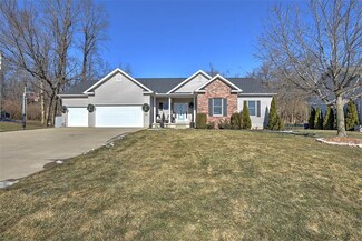 160 Covington Ave, Mount Zion, IL 62549