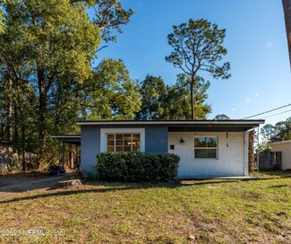 6123 Suwanee Rd, Jacksonville, FL 32217