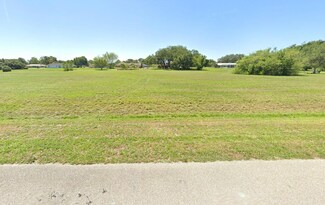 7516 Honey Suckle Dr, Sebring, FL 33876