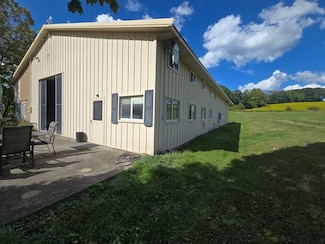 462 Whaupaunaucau Rd, Norwich, NY 13815