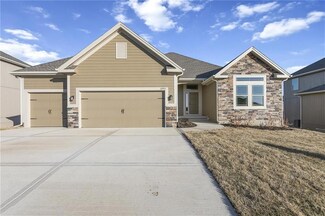 9038 N Monroe Ave, Kansas City, MO 64156