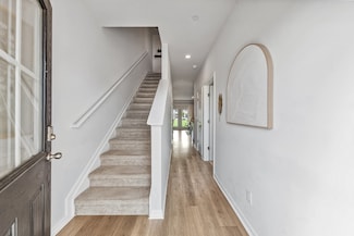 105 Grayson Cir, Chapel Hill, TN 37034