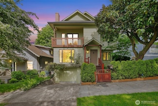 2418 Federal Ave E, Seattle, WA 98102