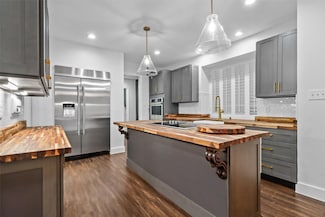 809 W Muirfield Rd, Garland, TX 75044