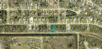 449 Willowbrook Dr, Lehigh Acres, FL 33972