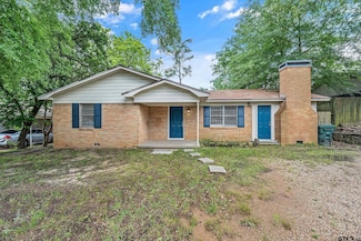 2421 Plume Dr, Tyler, TX 75703