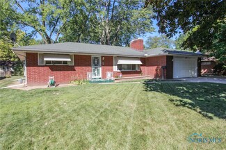 635 MacKow Dr, Toledo, OH 43607