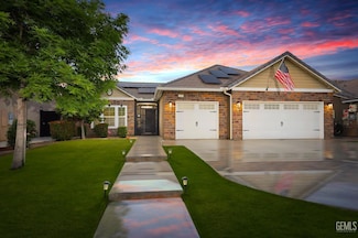 13014 Sunlight Star St, Bakersfield, CA 93314
