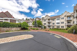 160 Daniel Webster Hwy Unit 303, Nashua, NH 03060