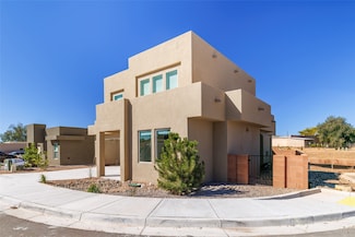 2050 Calle Sombra, Santa Fe, NM 87505