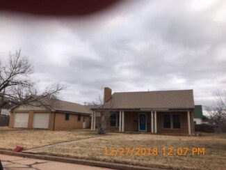 217 S Cordell Ave, Cordell, OK 73632