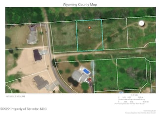 44 Highpoint Dr, Factoryville, PA 18419