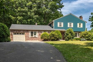 24 Slack Brook Rd, Leominster, MA 01453