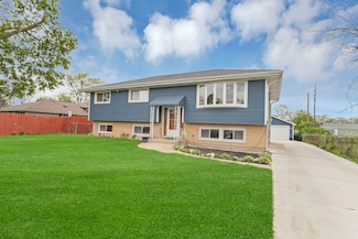 2141 Louis St, Melrose Park, IL 60164