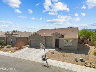 1020 E Wiley Squirrel Ln, Sahuarita, AZ 85629