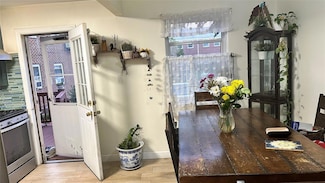 247-30 76th Ave Unit D, Jamaica, NY 11426