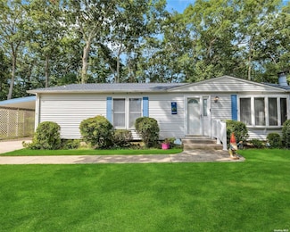 140754 Middle Rd Unit 54, Calverton, NY 11933