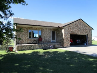 7610 Lindsay Cir, Holcomb, KS 67851