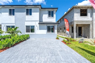 22570 SW 124th Ave Unit B, Miami, FL 33170