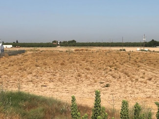 7660 S Highland Ave, Fowler, CA 93625